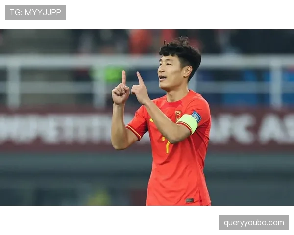 禁区拉拽一定判点球？裁判如何界定犯规与合理对抗